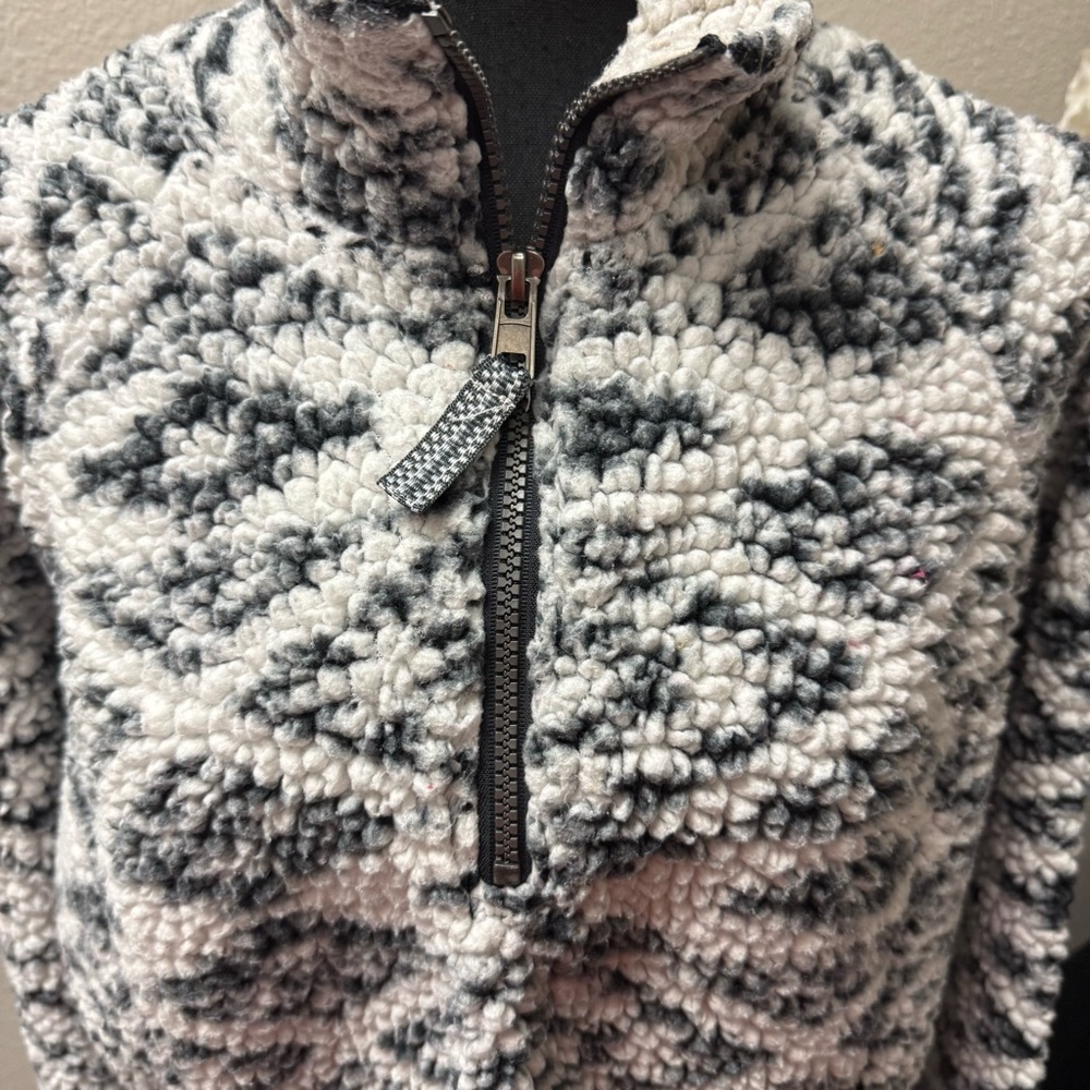 Cozy Sherpa Gray White Fleece Pullover L | Half Zip Plush Winter Warm Jacket - Picture 3 of 10